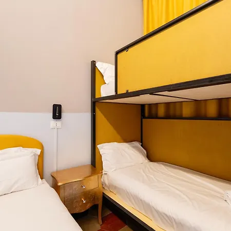 Borgo Ripa Urban Travel Hostel Rome Exterior photo