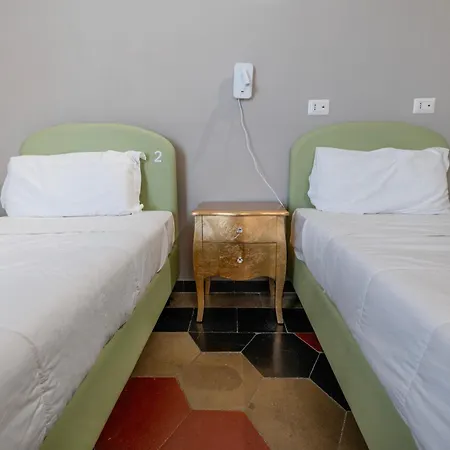 Borgo Ripa Urban Travel Hostel Rome Exterior photo