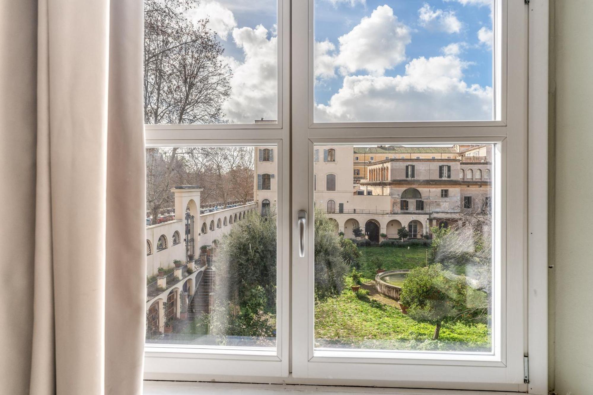 Hostal Borgo Ripa Urban Travel Roma
