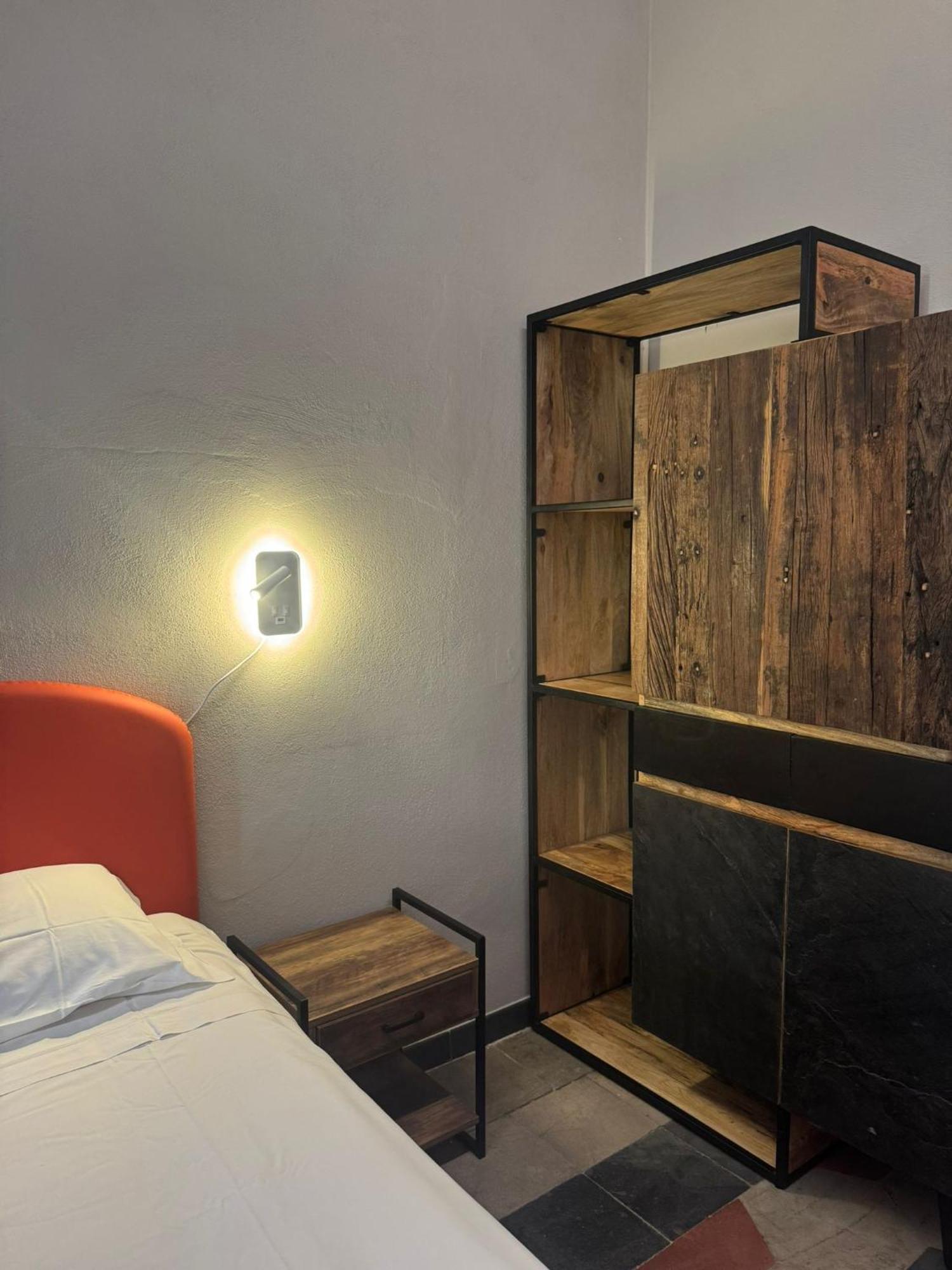 Hostal Borgo Ripa Urban Travel *