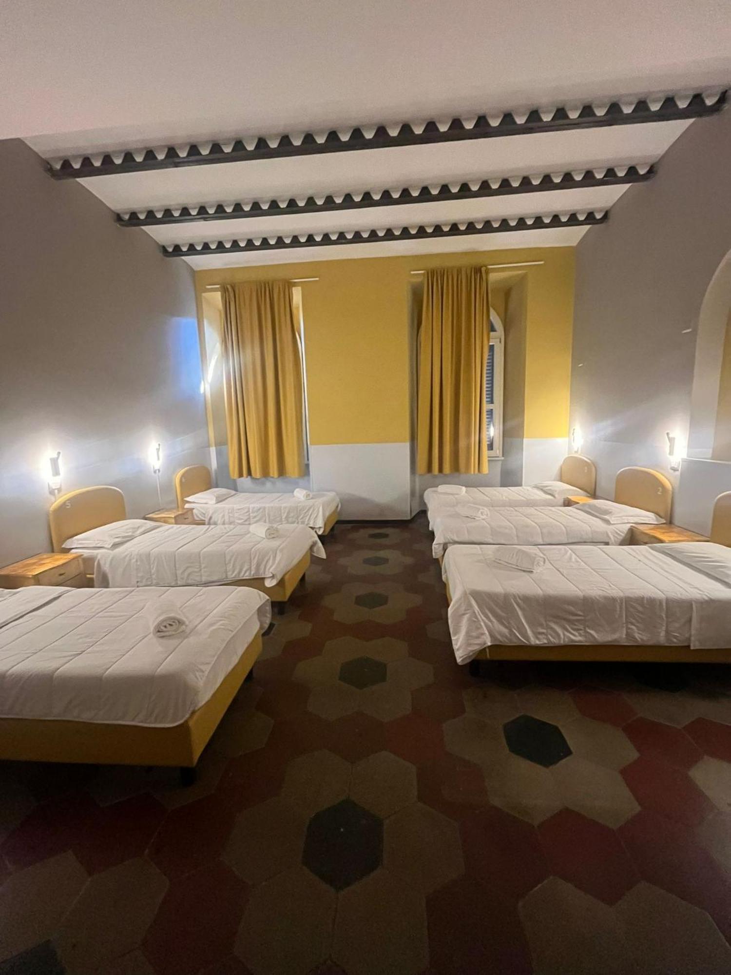 Hostal Borgo Ripa Urban Travel Roma