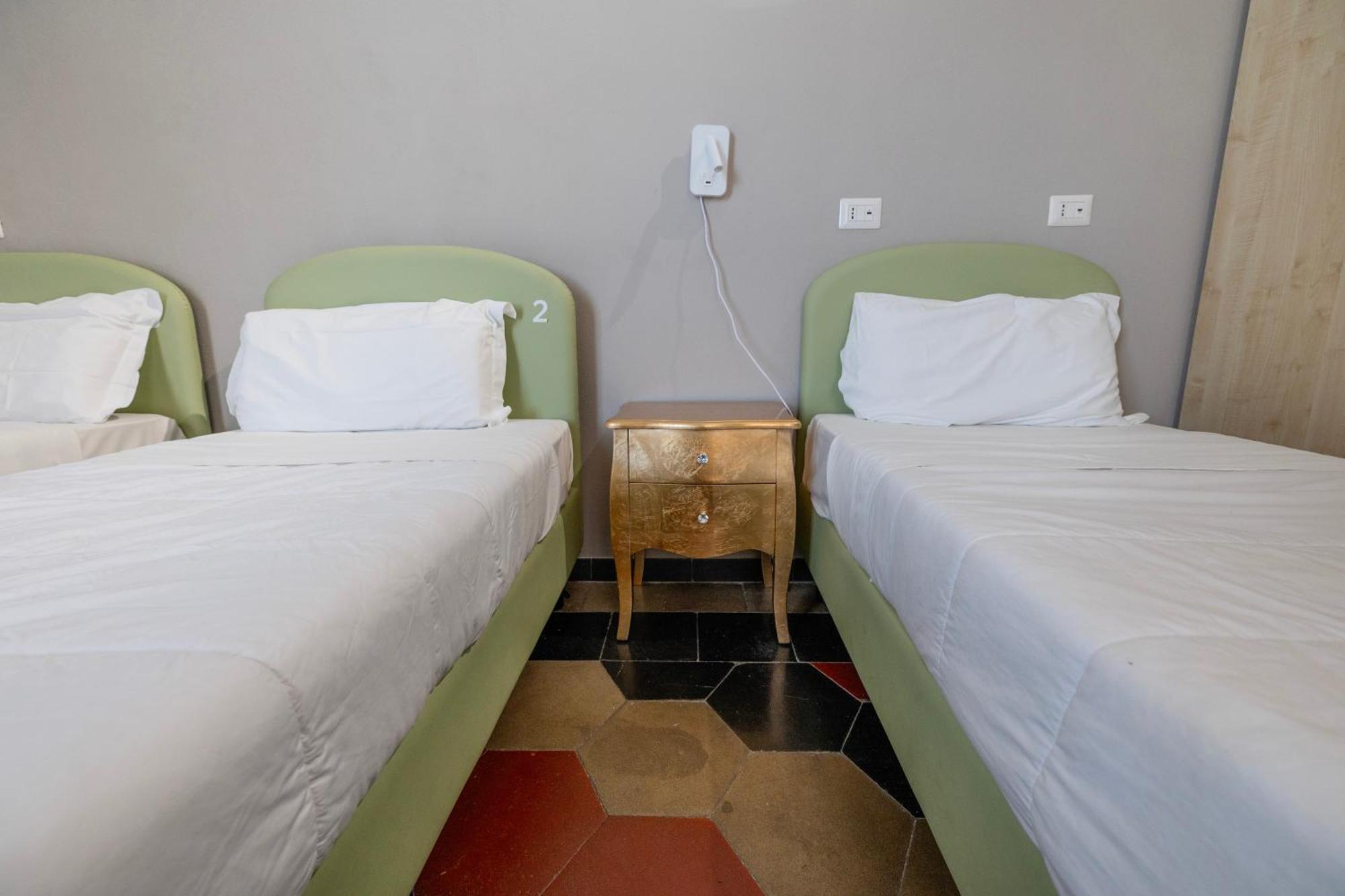 Hostal Borgo Ripa Urban Travel